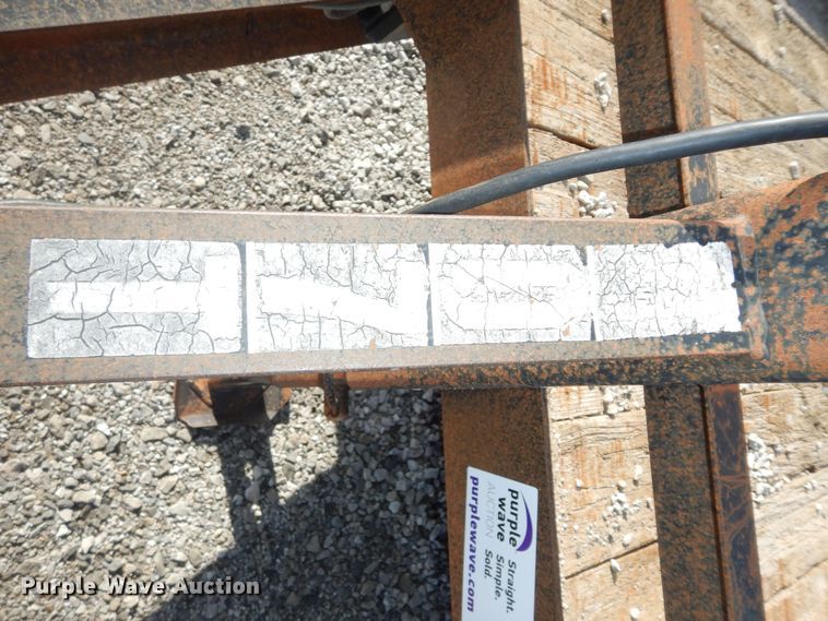 image for item DK7543 2006 Neal  equipment trailer