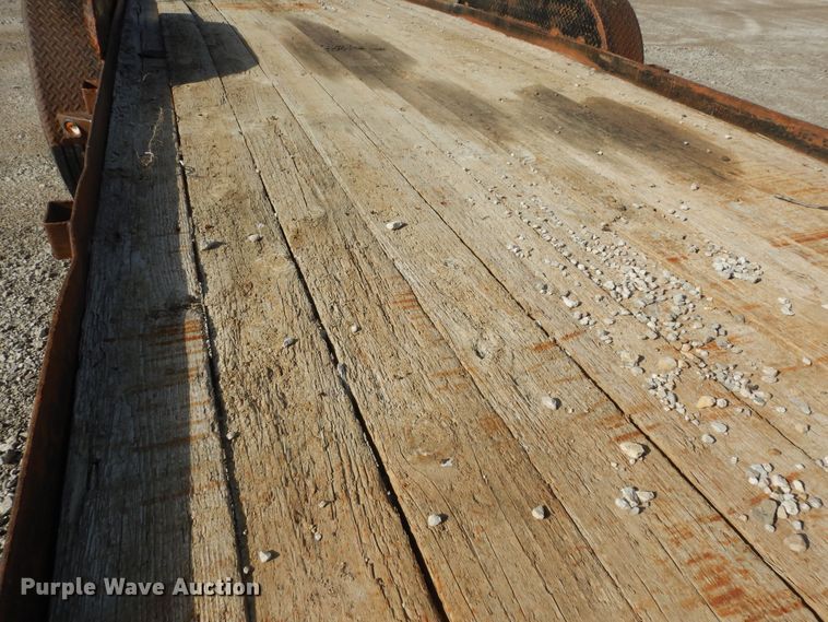 image for item DK7543 2006 Neal  equipment trailer