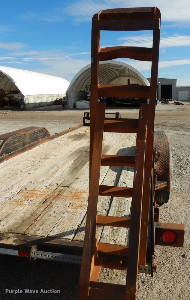 image for item DK7543 2006 Neal  equipment trailer