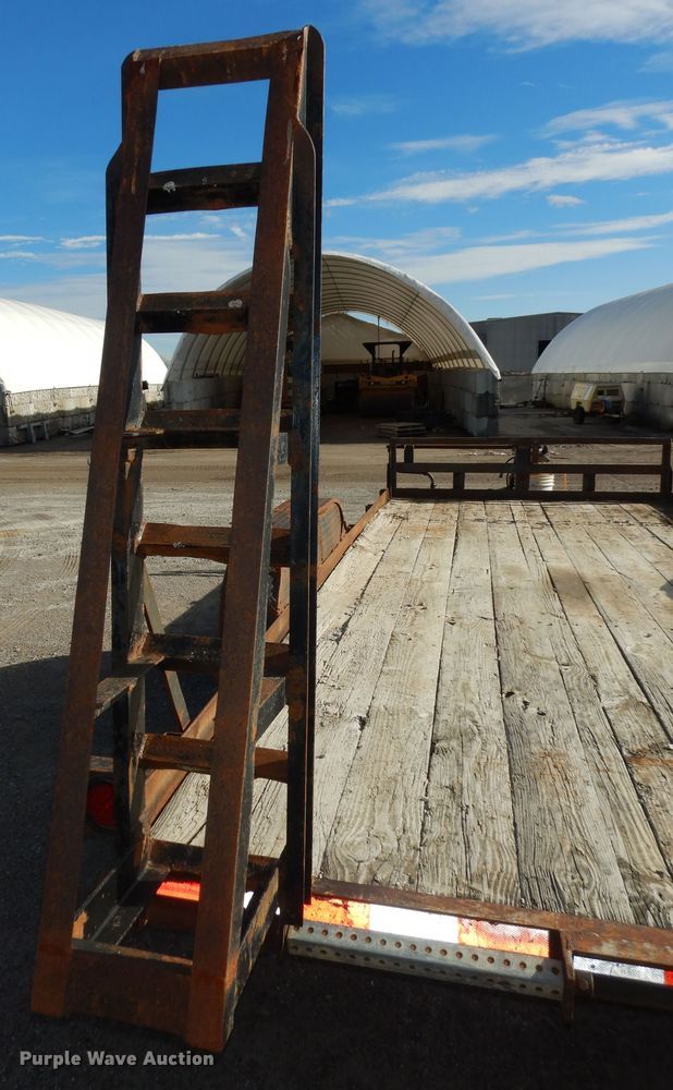 image for item DK7544 2007 Neal  equipment trailer