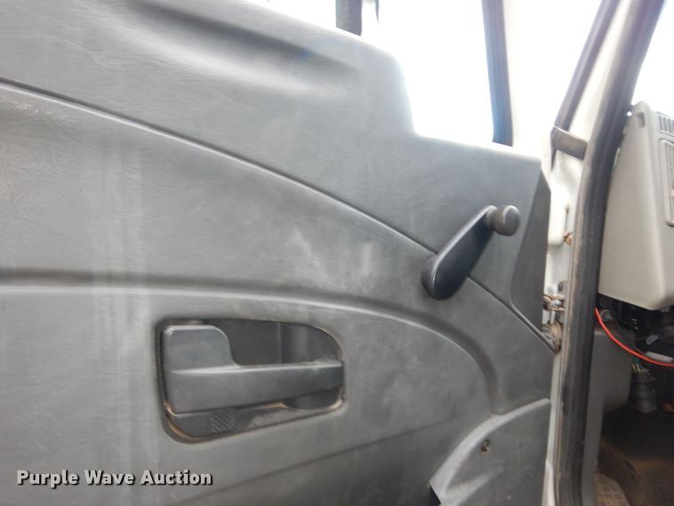 image for item DK7557 2014 International TerraStar  dump truck