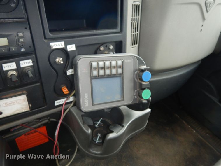 image for item DK7557 2014 International TerraStar  dump truck