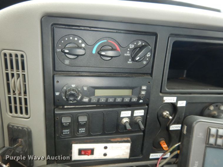 image for item DK7557 2014 International TerraStar  dump truck