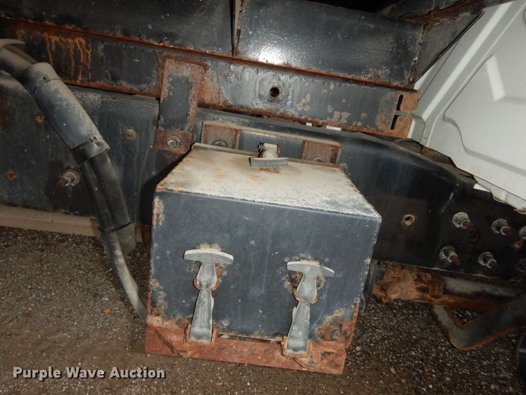 image for item DK7557 2014 International TerraStar  dump truck