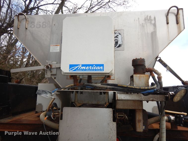 image for item DK7557 2014 International TerraStar  dump truck