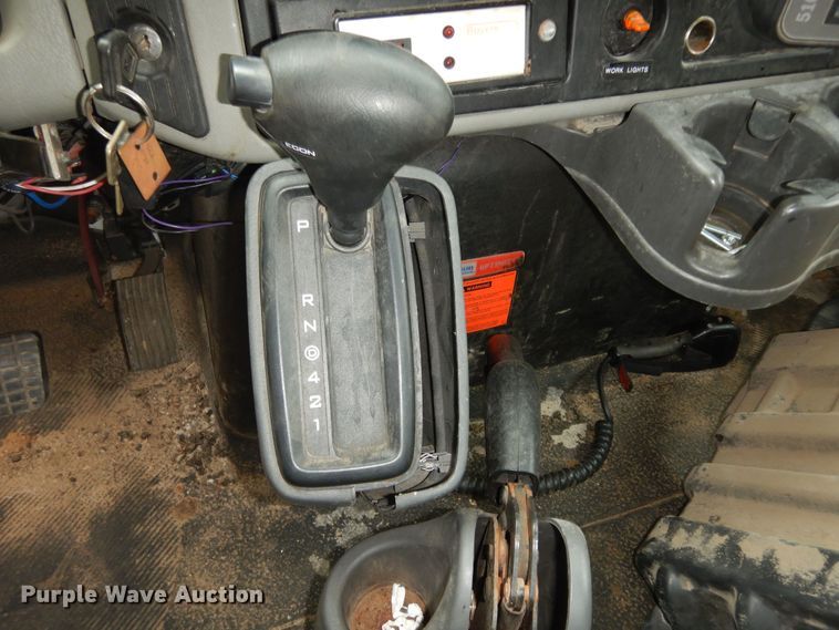 image for item DK7558 2015 International TerraStar  dump truck