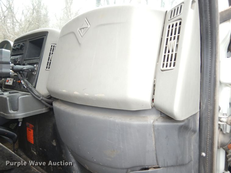 image for item DK7558 2015 International TerraStar  dump truck