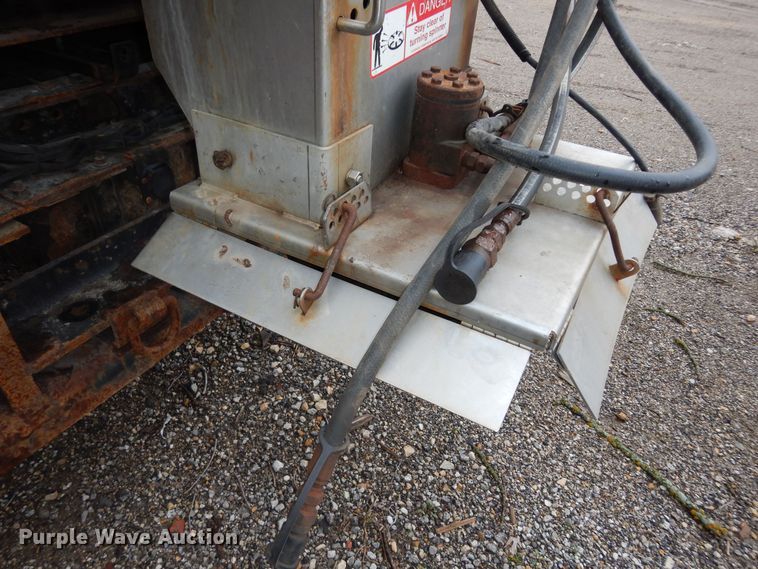 image for item DK7558 2015 International TerraStar  dump truck