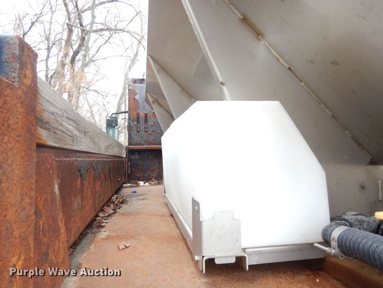 image for item DK7558 2015 International TerraStar  dump truck