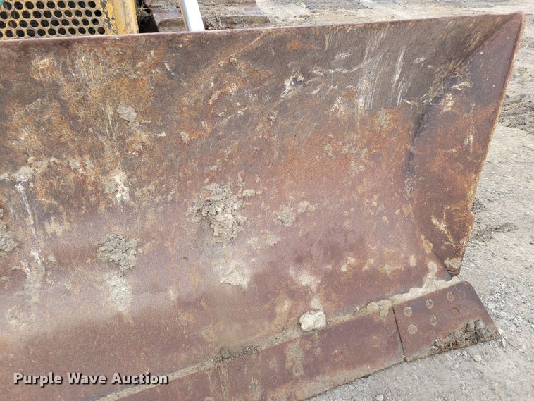 image for item DM8165 1983 Caterpillar D6D  dozer