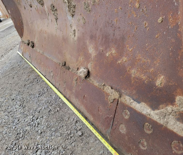 image for item DM8165 1983 Caterpillar D6D  dozer