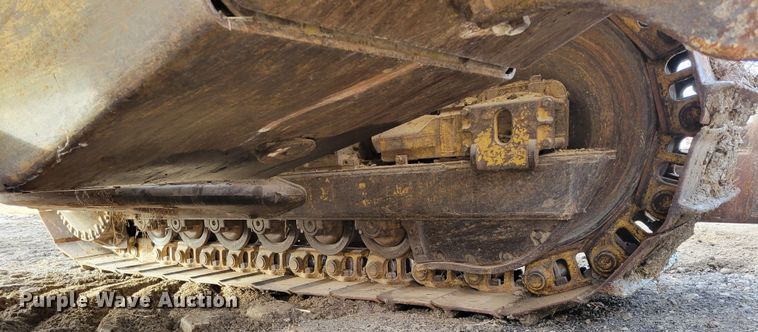 image for item DM8165 1983 Caterpillar D6D  dozer