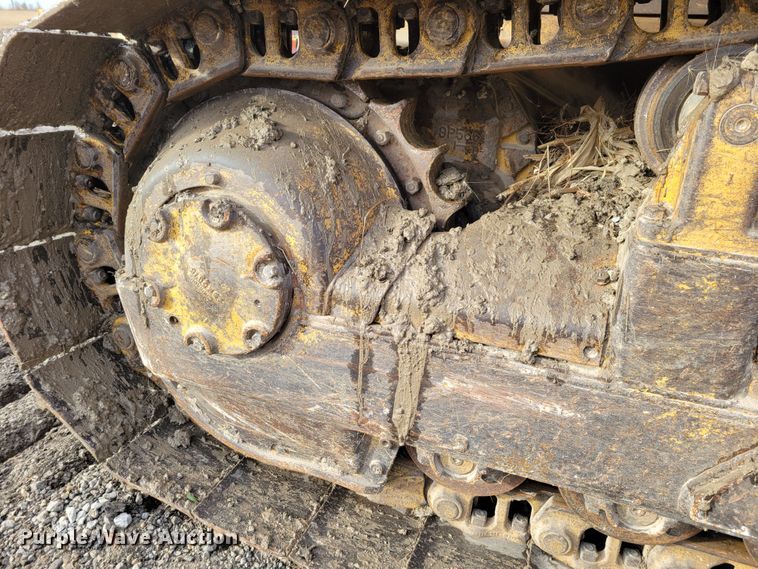 image for item DM8165 1983 Caterpillar D6D  dozer