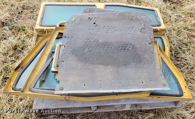 image for item DM8165 1983 Caterpillar D6D  dozer