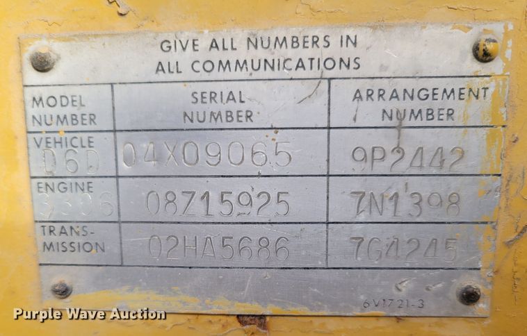 image for item DM8165 1983 Caterpillar D6D  dozer