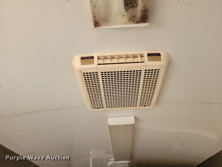 image for item DM8168 2005 H&H Trailers  enclosed cargo trailer