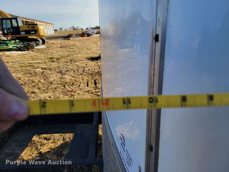 image for item DM8168 2005 H&H Trailers  enclosed cargo trailer