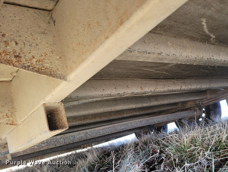 image for item DM8168 2005 H&H Trailers  enclosed cargo trailer