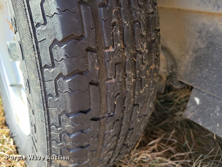 image for item DM8168 2005 H&H Trailers  enclosed cargo trailer