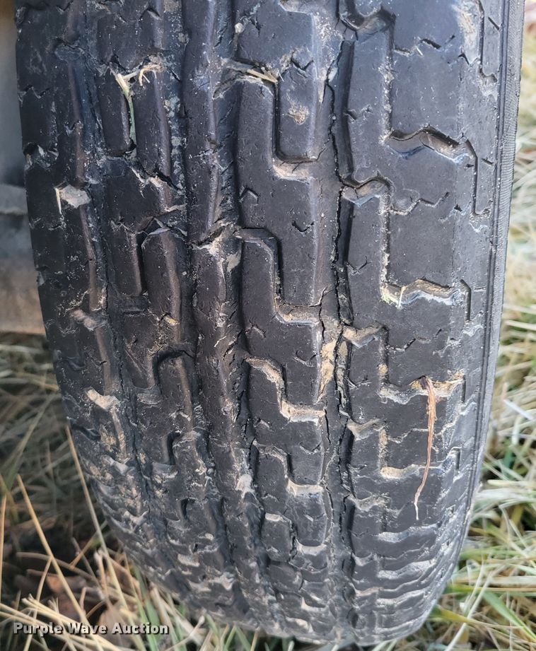 image for item DM8168 2005 H&H Trailers  enclosed cargo trailer