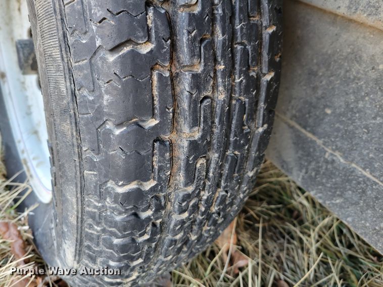 image for item DM8168 2005 H&H Trailers  enclosed cargo trailer