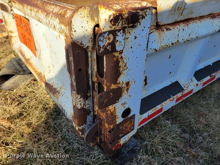 image for item DM8169 Heil SL5YD10  dump bed