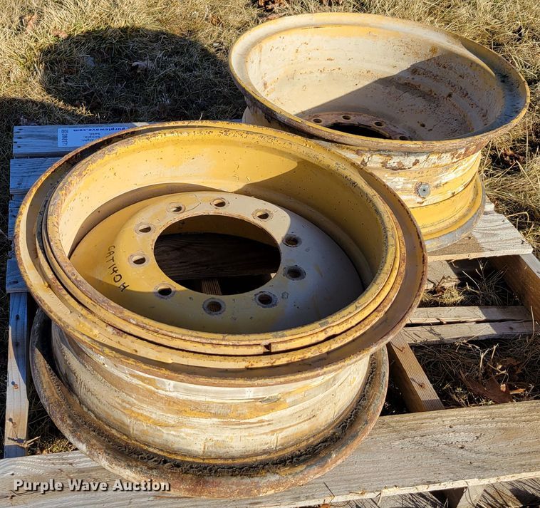 image for item DM8171 (2) wheels