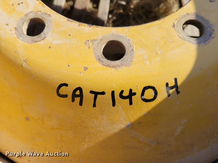 image for item DM8171 (2) wheels