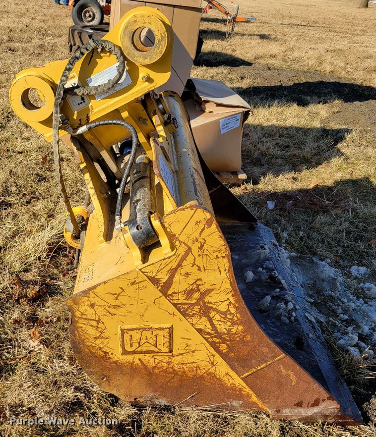 image for item DM8172 2018 Caterpillar  excavator bucket