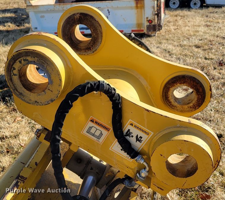 image for item DM8172 2018 Caterpillar  excavator bucket