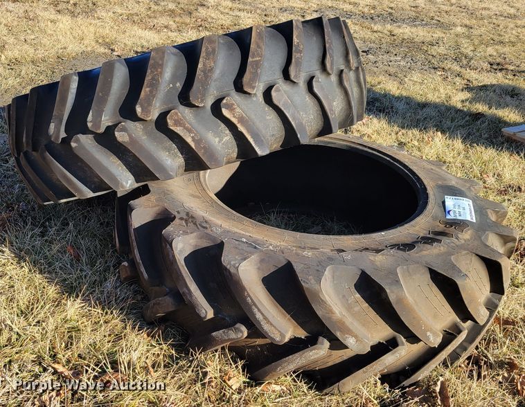 image for item DM8173 (2) 480/85R34 tires