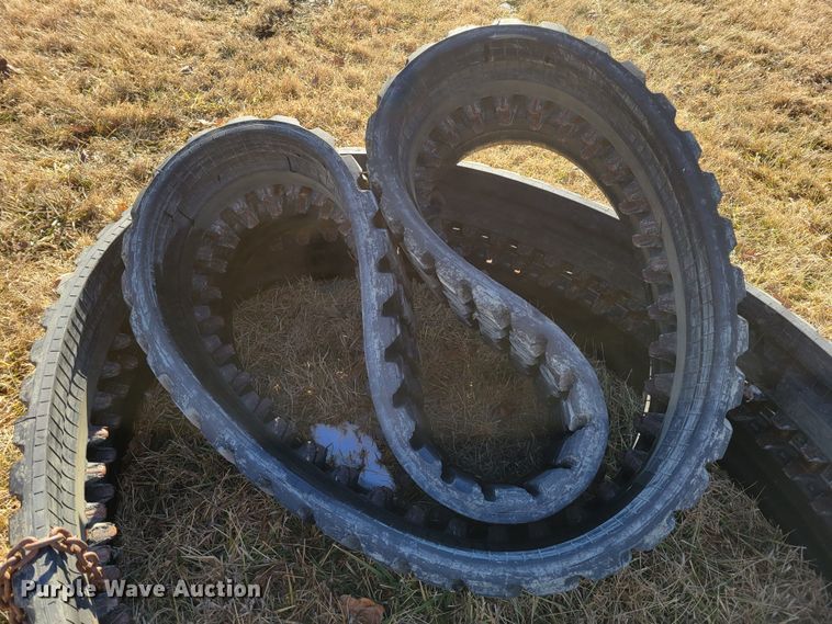 image for item DM8174 (2) 18" W skid steer tracks