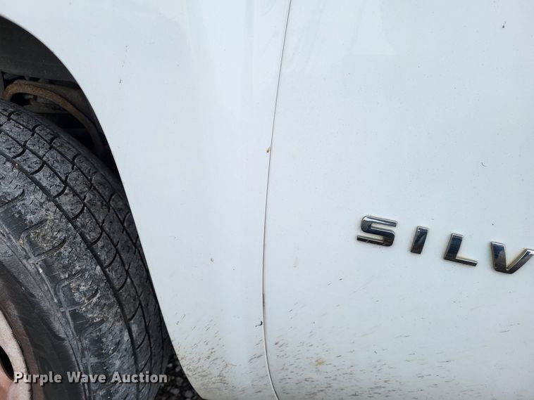 image for item DO3526 2011 Chevrolet Silverado 1500 pickup truck