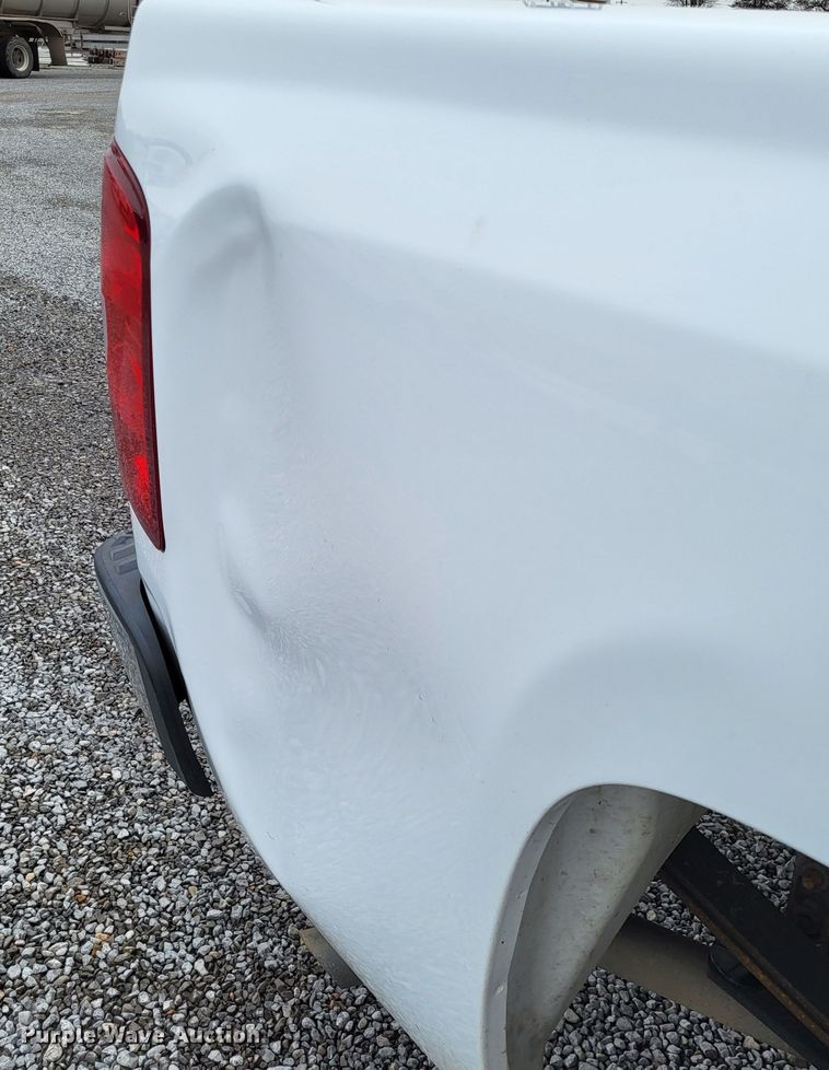 image for item DO3526 2011 Chevrolet Silverado 1500 pickup truck