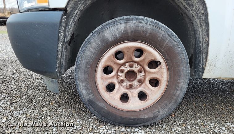 image for item DO3526 2011 Chevrolet Silverado 1500 pickup truck