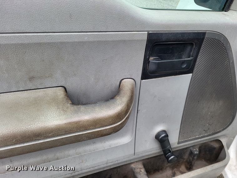 image for item DO3527 2007 Ford F150 XL  SuperCab pickup truck