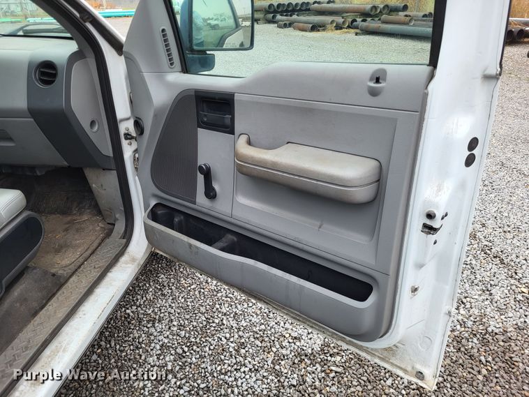 image for item DO3527 2007 Ford F150 XL  SuperCab pickup truck