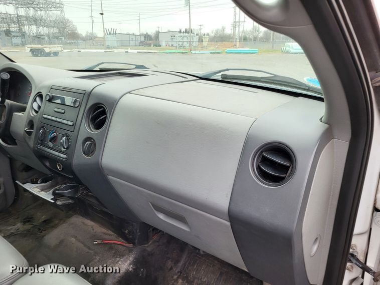 image for item DO3527 2007 Ford F150 XL  SuperCab pickup truck