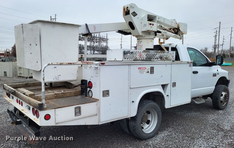 image for item DO3528 2010 Dodge Ram 5500  bucket truck