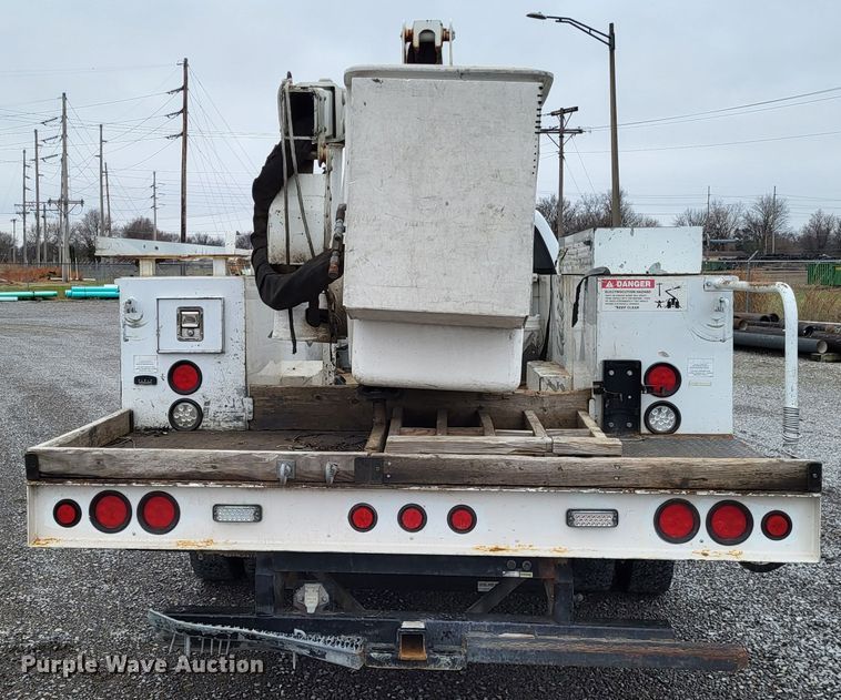image for item DO3528 2010 Dodge Ram 5500  bucket truck