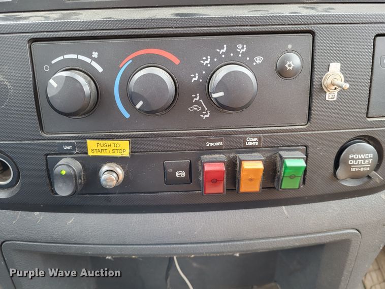 image for item DO3528 2010 Dodge Ram 5500  bucket truck