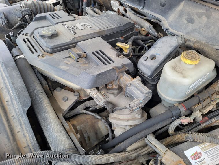 image for item DO3528 2010 Dodge Ram 5500  bucket truck