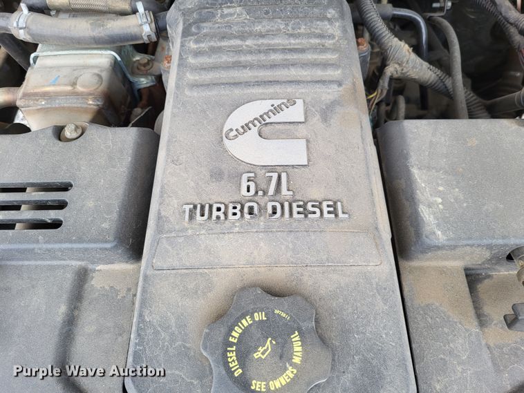 image for item DO3528 2010 Dodge Ram 5500  bucket truck