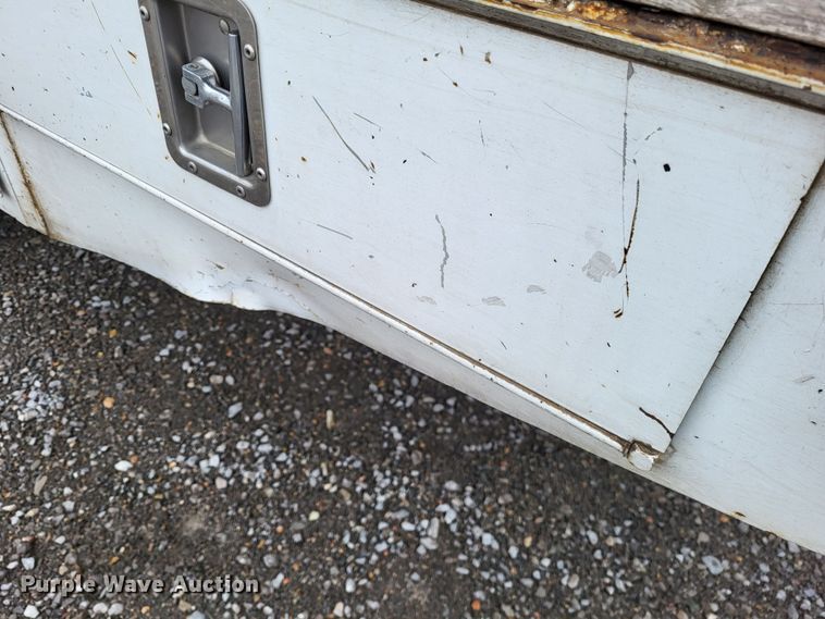 image for item DO3528 2010 Dodge Ram 5500  bucket truck