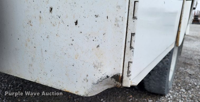 image for item DO3528 2010 Dodge Ram 5500  bucket truck