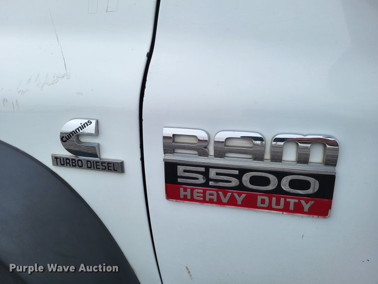 image for item DO3528 2010 Dodge Ram 5500  bucket truck