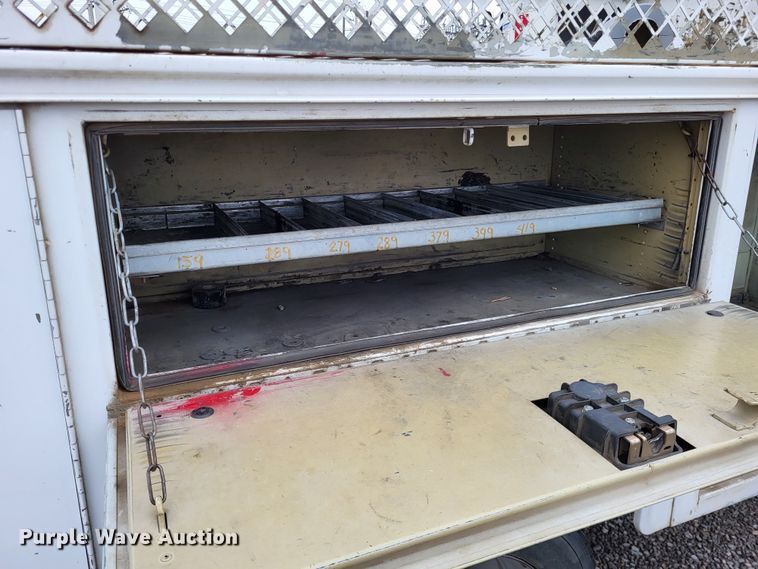 image for item DO3528 2010 Dodge Ram 5500  bucket truck