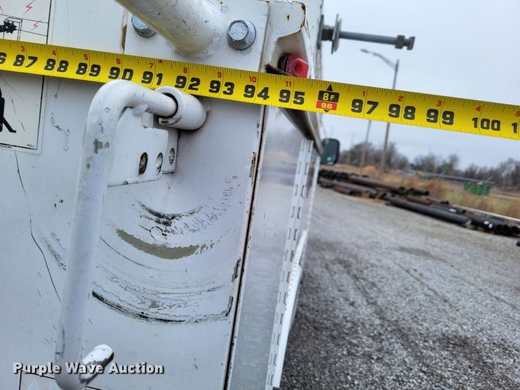 image for item DO3528 2010 Dodge Ram 5500  bucket truck