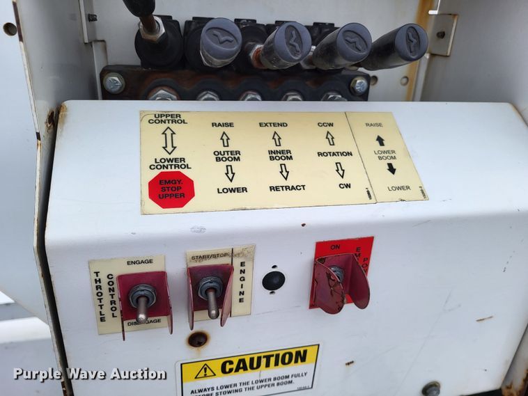 image for item DO3528 2010 Dodge Ram 5500  bucket truck