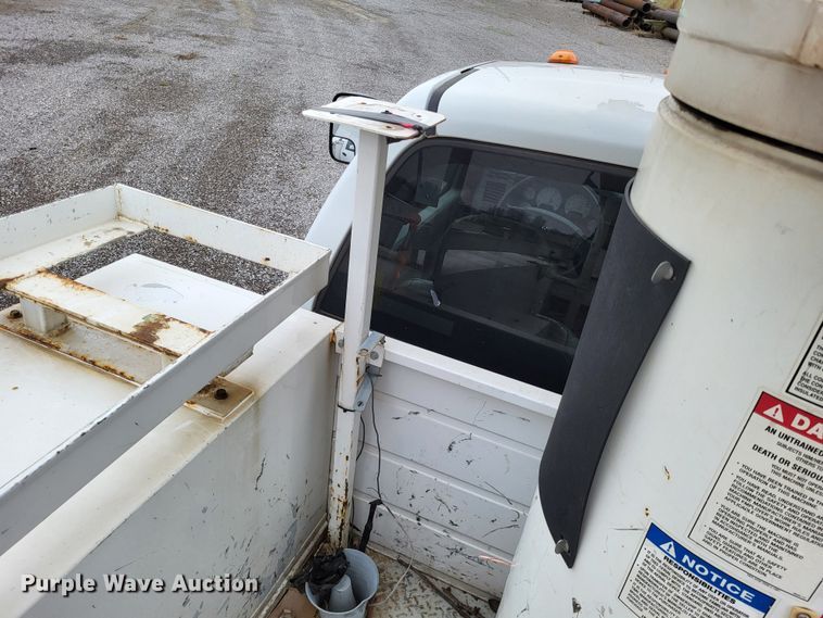 image for item DO3528 2010 Dodge Ram 5500  bucket truck